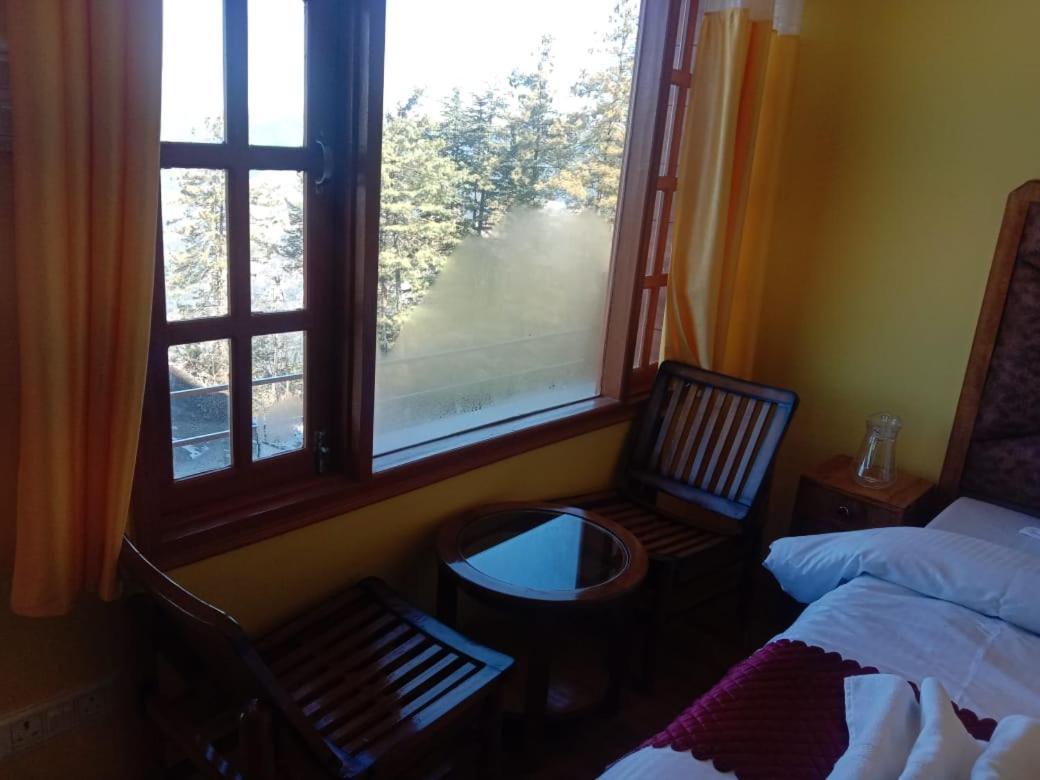 Floret Sojourn Hotel Shimla Bagian luar foto